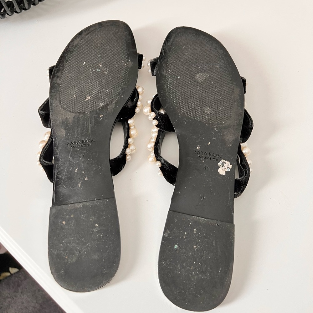 Zara flats - Picture 2 of 2